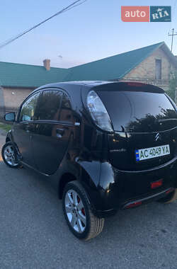 Хэтчбек Citroen C-Zero 2011 в 