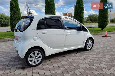 Хэтчбек Citroen C-Zero 2011 в 