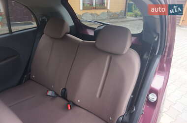 Хэтчбек Citroen C-Zero 2012 в 