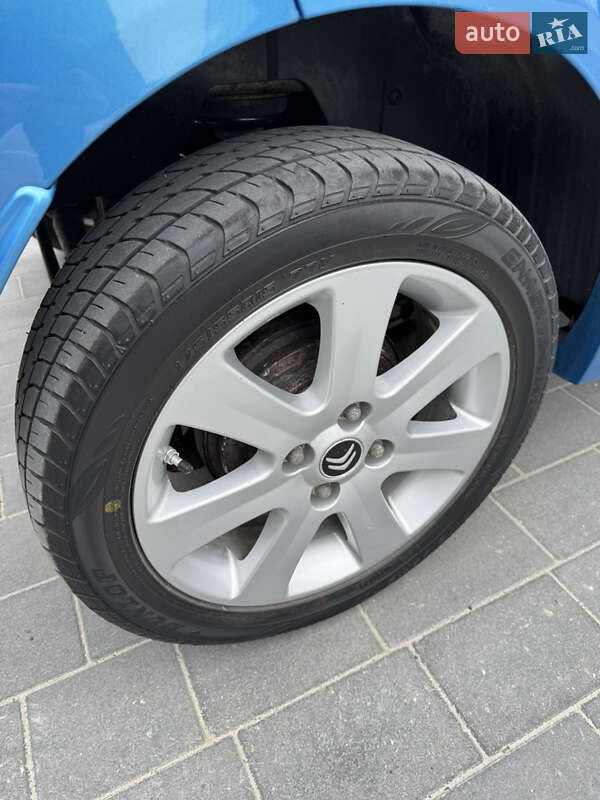 Хетчбек Citroen C-Zero 2015 в Львові