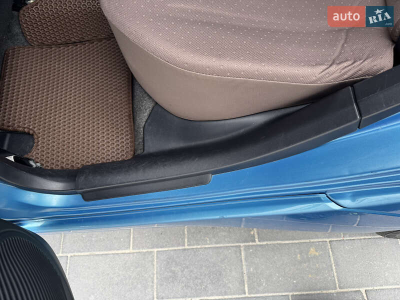 Хетчбек Citroen C-Zero 2015 в Львові