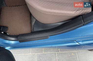 Хэтчбек Citroen C-Zero 2015 в 