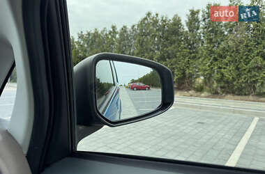 Хэтчбек Citroen C-Zero 2015 в 