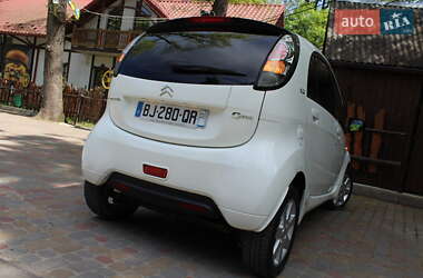 Хэтчбек Citroen C-Zero 2011 в 