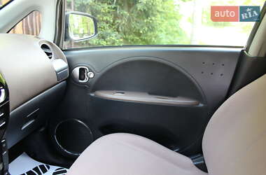 Хэтчбек Citroen C-Zero 2011 в 