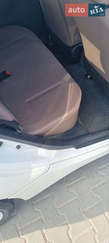 Хетчбек Citroen C-Zero 2012 в Вінниці