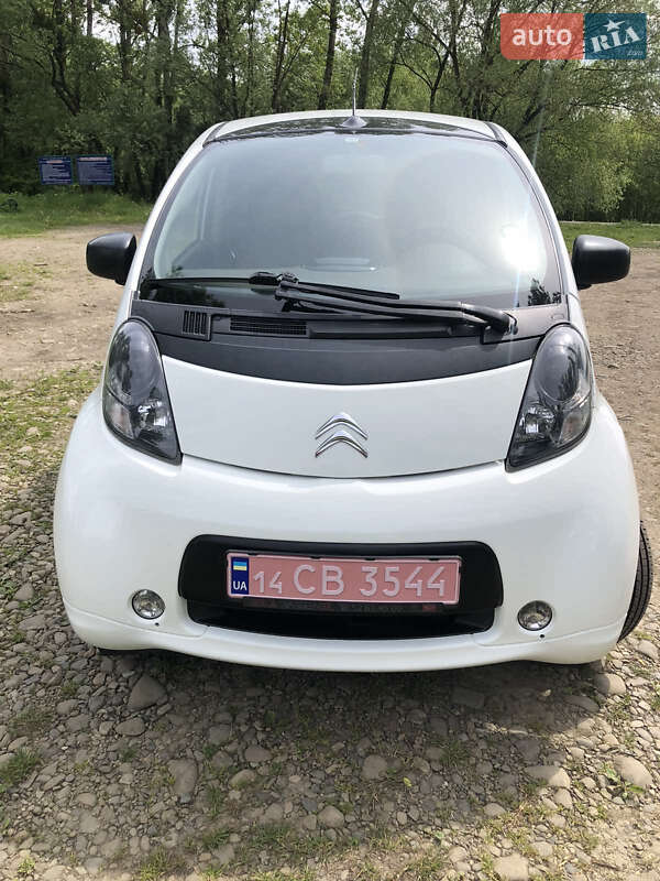 Хэтчбек Citroen C-Zero 2012 в Стрые