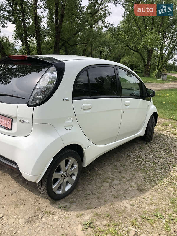 Хэтчбек Citroen C-Zero 2012 в Стрые
