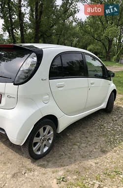 Хэтчбек Citroen C-Zero 2012 в 