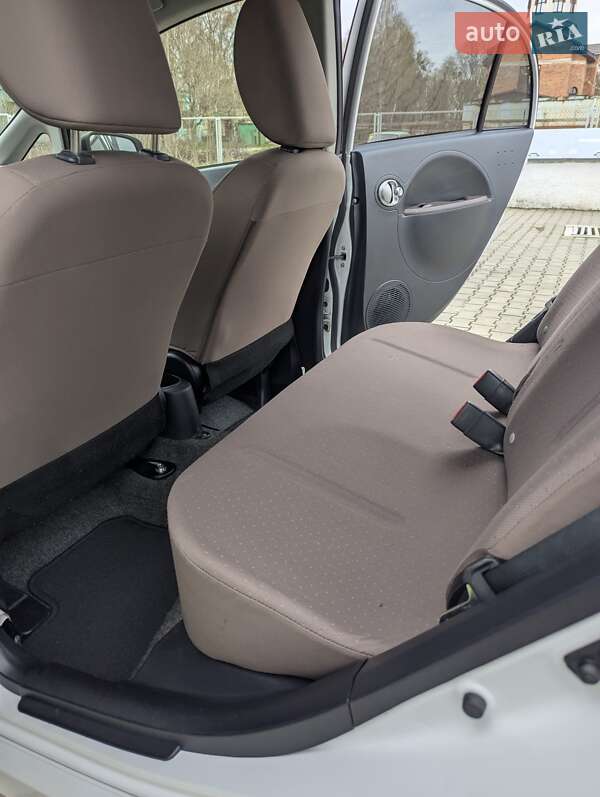 Хэтчбек Citroen C-Zero 2015 в Владимире