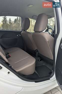 Хэтчбек Citroen C-Zero 2015 в 