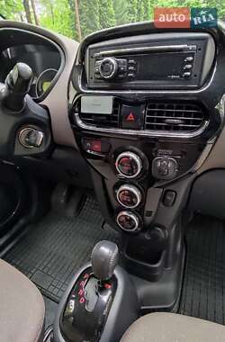 Хэтчбек Citroen C-Zero 2015 в 