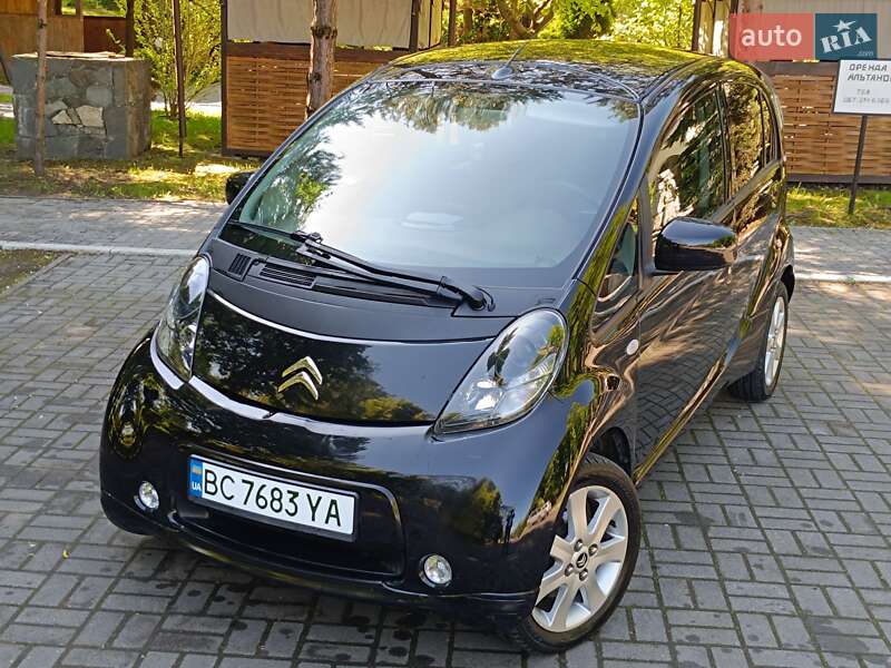 Хэтчбек Citroen C-Zero 2012 в Сходнице