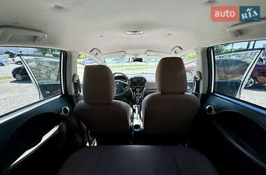 Хэтчбек Citroen C-Zero 2012 в 
