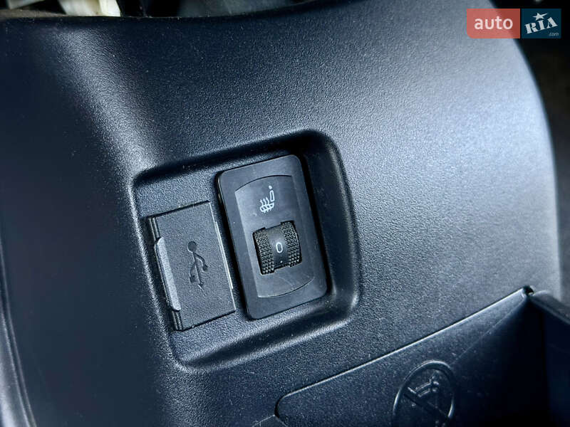 Хетчбек Citroen C-Zero 2012 в Вінниці