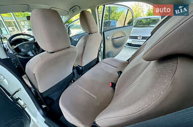 Хэтчбек Citroen C-Zero 2012 в 
