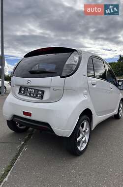 Хетчбек Citroen C-Zero 2015 в 