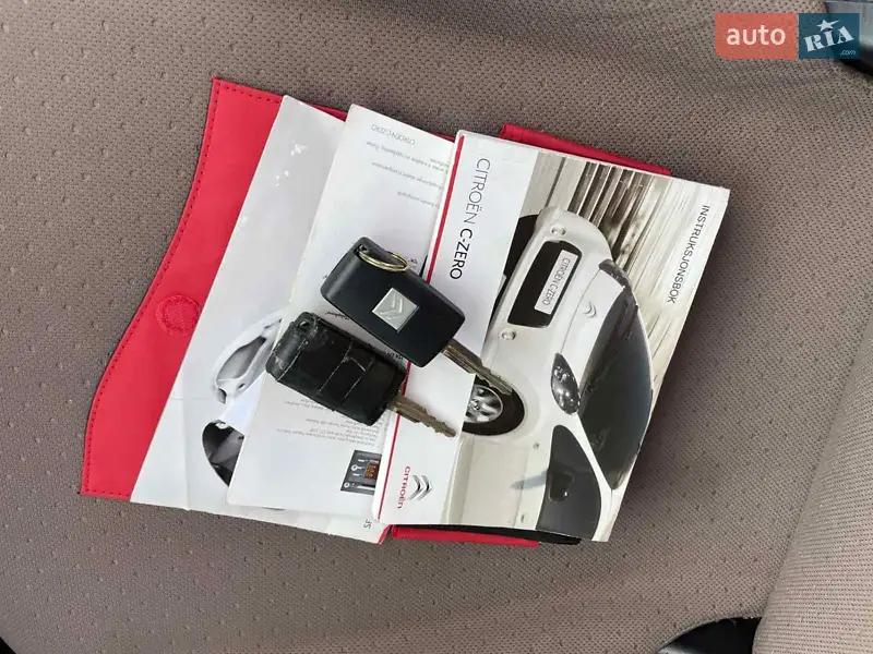 Хэтчбек Citroen C-Zero 2012 в Костополе документ