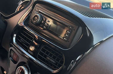 Хэтчбек Citroen C-Zero 2013 в 