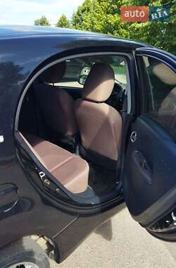 Хэтчбек Citroen C-Zero 2013 в 