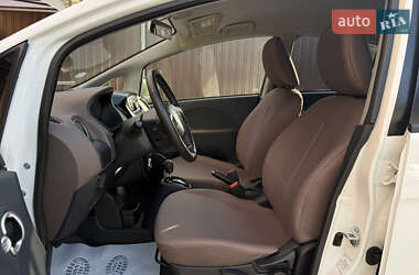 Хэтчбек Citroen C-Zero 2017 в 