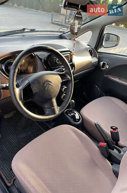 Хэтчбек Citroen C-Zero 2011 в 