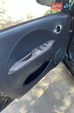 Хэтчбек Citroen C-Zero 2013 в 