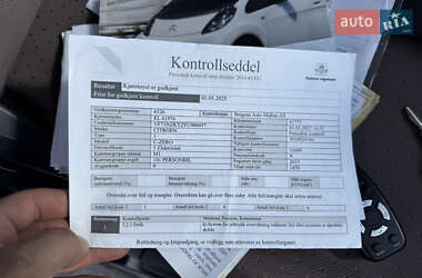 Хэтчбек Citroen C-Zero 2015 в 