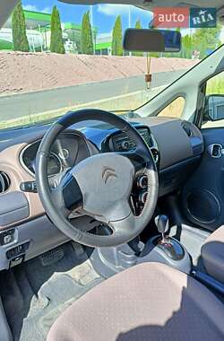 Хэтчбек Citroen C-Zero 2016 в 
