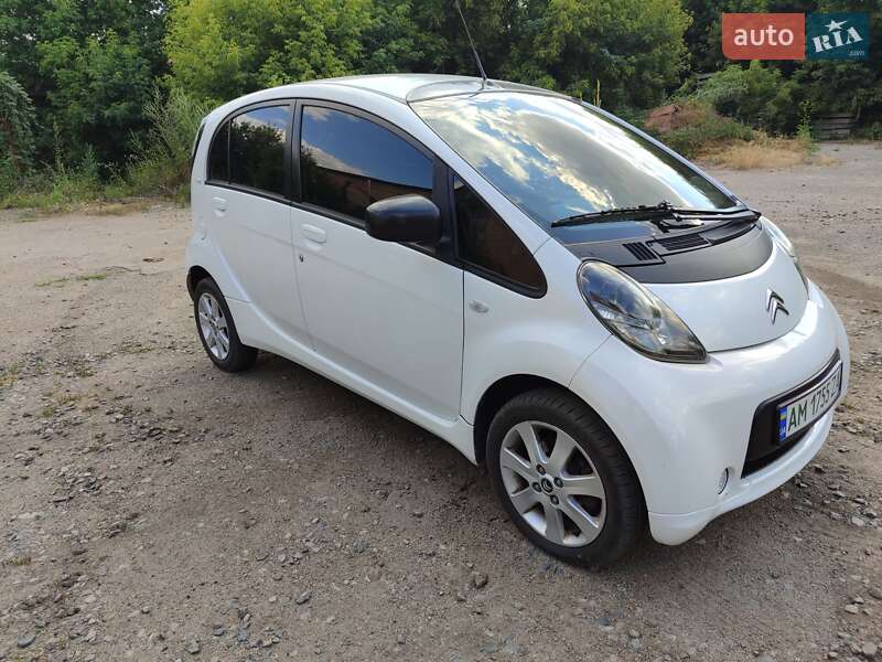 Хетчбек Citroen C-Zero 2011 в Сквирі