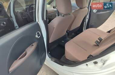 Хетчбек Citroen C-Zero 2011 в 