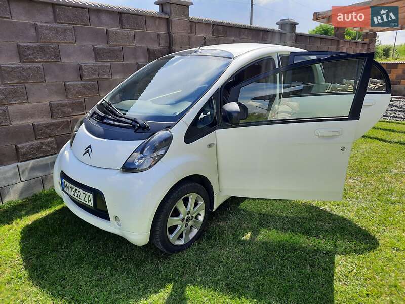 Хэтчбек Citroen C-Zero 2014 в Костополе