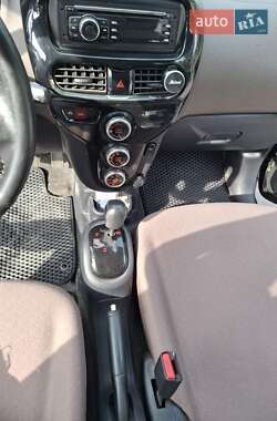 Хэтчбек Citroen C-Zero 2014 в 