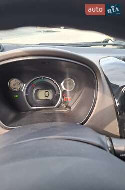 Хэтчбек Citroen C-Zero 2014 в 