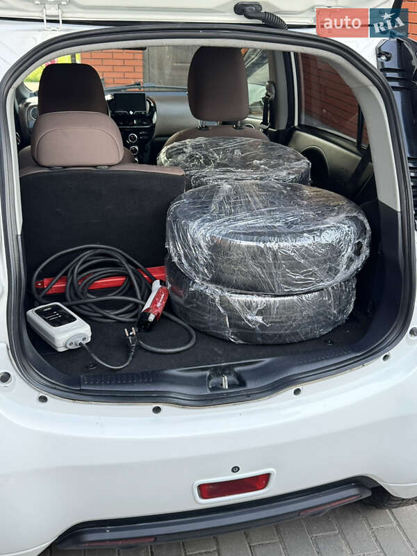 Хэтчбек Citroen C-Zero 2013 в Виннице
