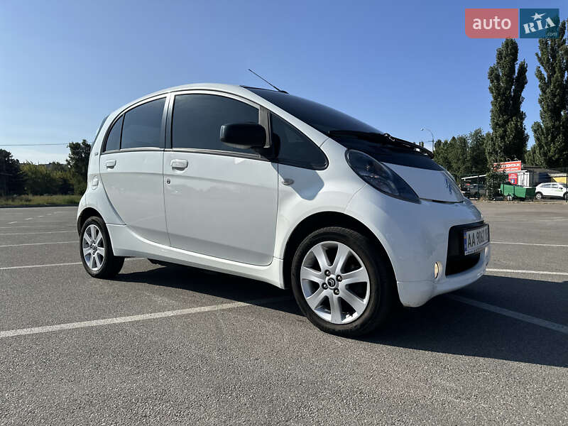 Хэтчбек Citroen C-Zero 2013 в Киеве