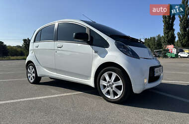 Хэтчбек Citroen C-Zero 2013 в 