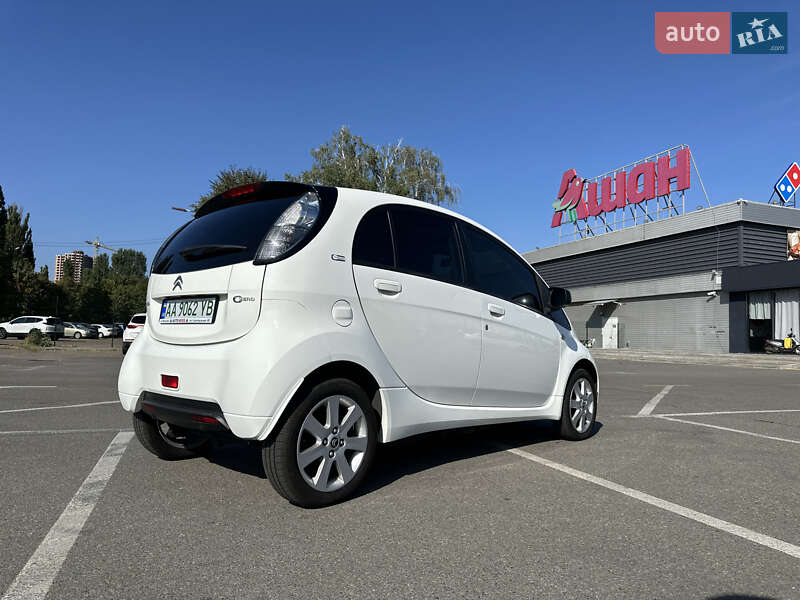 Хетчбек Citroen C-Zero 2013 в Києві