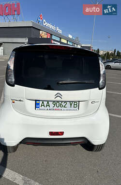 Хэтчбек Citroen C-Zero 2013 в 