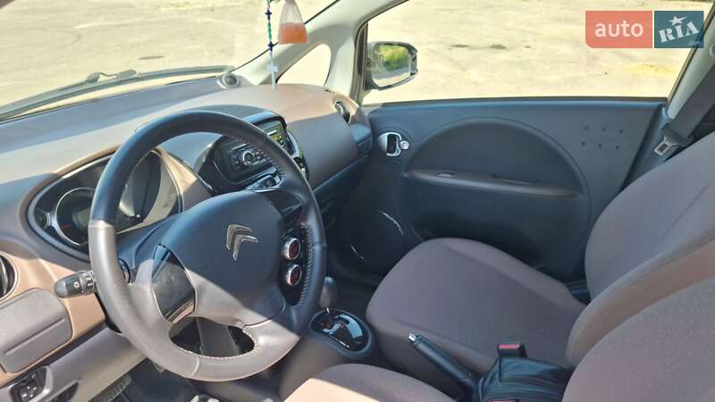 Хэтчбек Citroen C-Zero 2011 в Лановцах