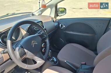 Хэтчбек Citroen C-Zero 2011 в 