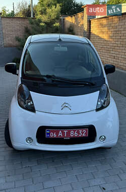 Хэтчбек Citroen C-Zero 2012 в 
