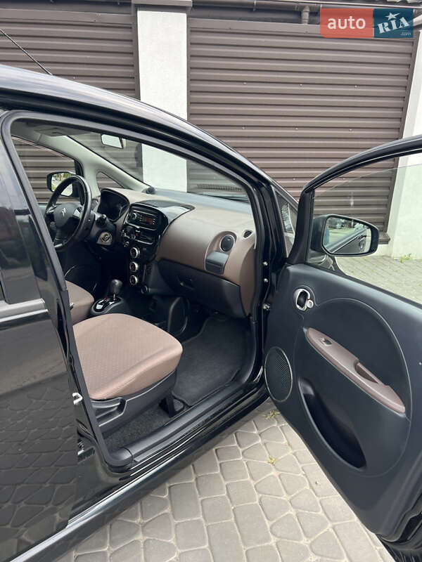 Хетчбек Citroen C-Zero 2011 в Луцьку фото 5 Хетчбек Citroen C-Zero 2011 в Луцьку