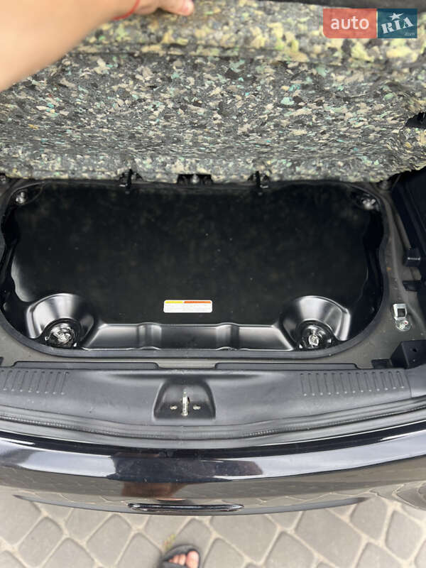 Хетчбек Citroen C-Zero 2011 в Луцьку фото 12 Хетчбек Citroen C-Zero 2011 в Луцьку