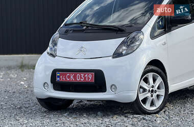 Хэтчбек Citroen C-Zero 2011 в 