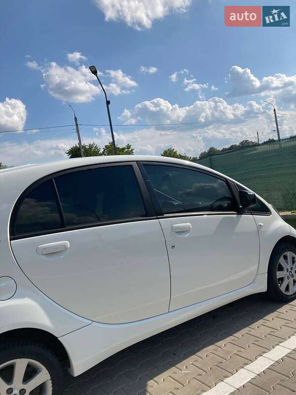 Хэтчбек Citroen C-Zero 2012 в Виннице