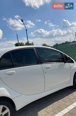 Хэтчбек Citroen C-Zero 2012 в 