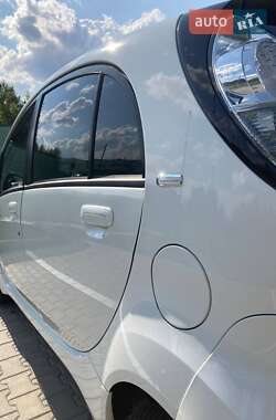 Хэтчбек Citroen C-Zero 2012 в 