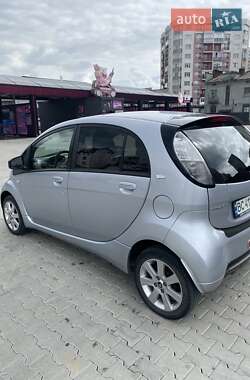 Хэтчбек Citroen C-Zero 2012 в 