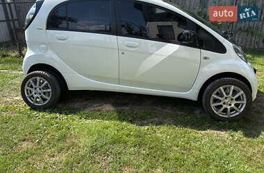 Хетчбек Citroen C-Zero 2011 в 